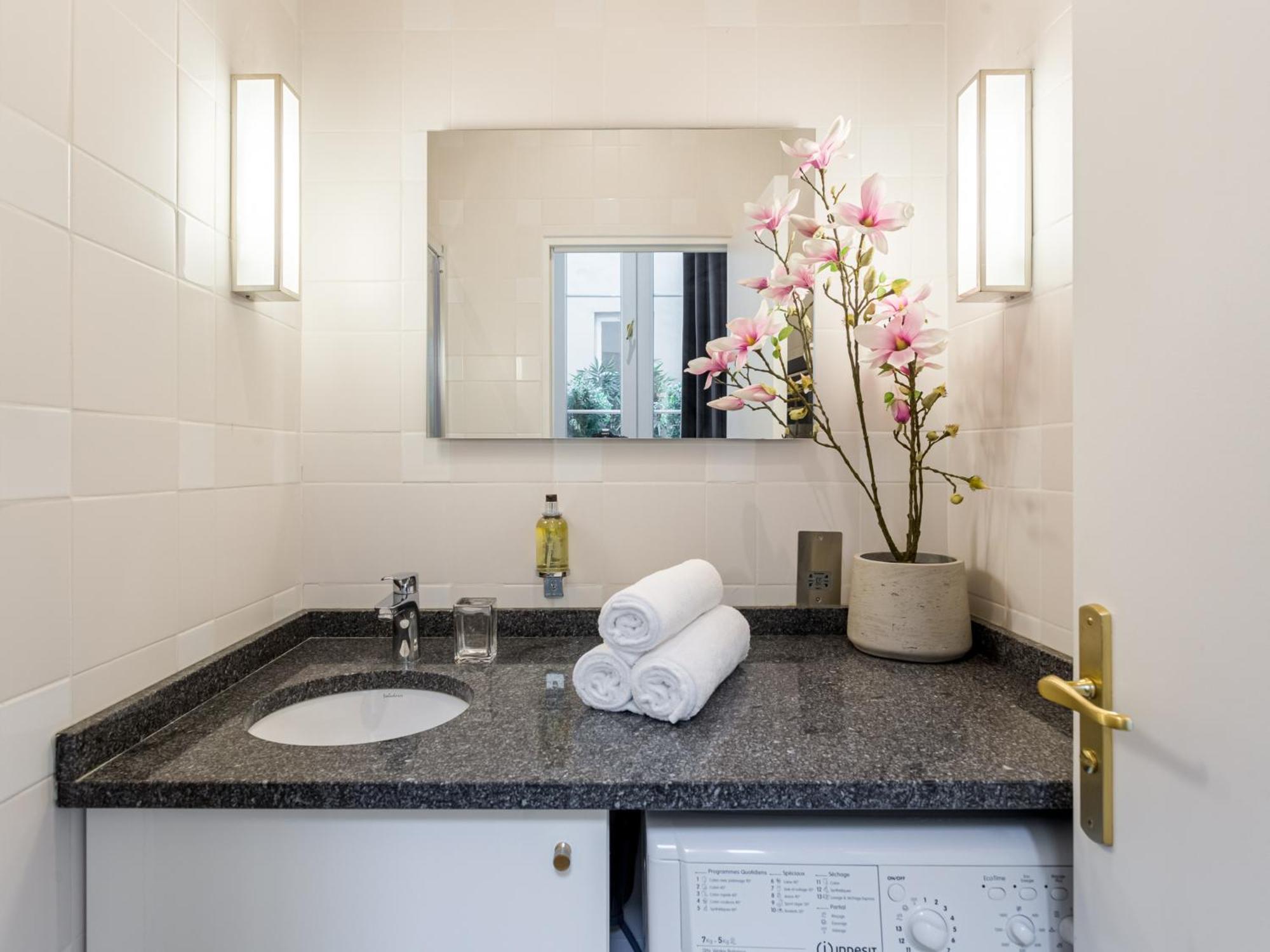 Merveil - Luxury Suite - Louvre - Aboukir IV Paris Eksteriør bilde